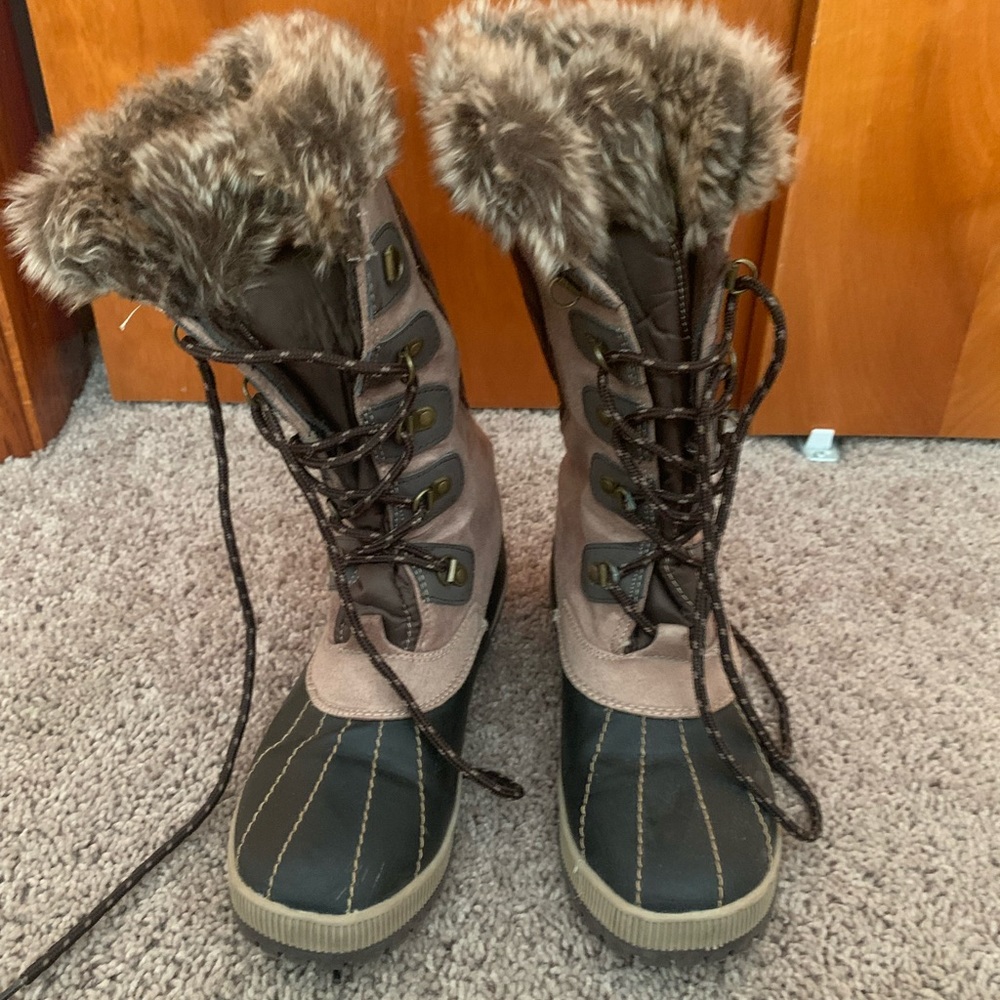 Winter boots